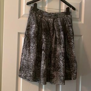 Lularoe skirt with pockets